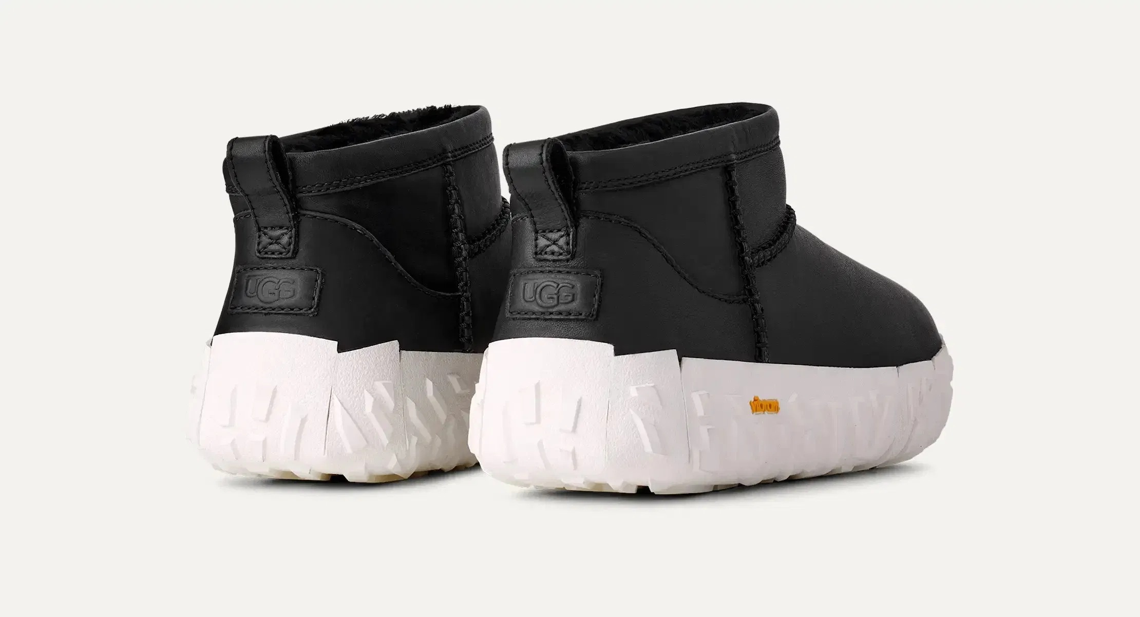 Ugg Classic Ultra Mini Wrap Tech Noir Black / Jasmine