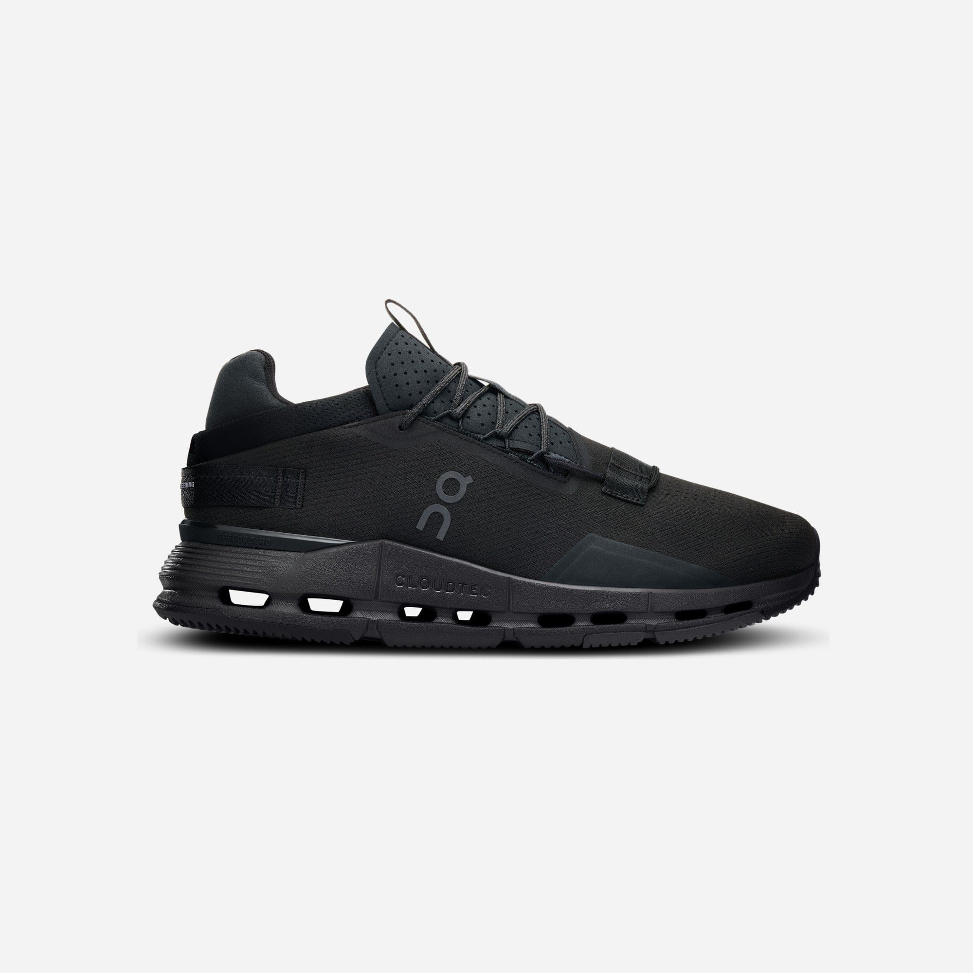 ON Running Cloudnova 2 All Black