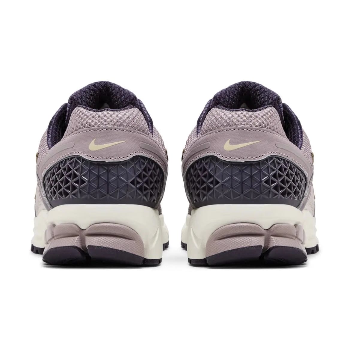 Nike Zoom Vomero 5 Platinum Violet