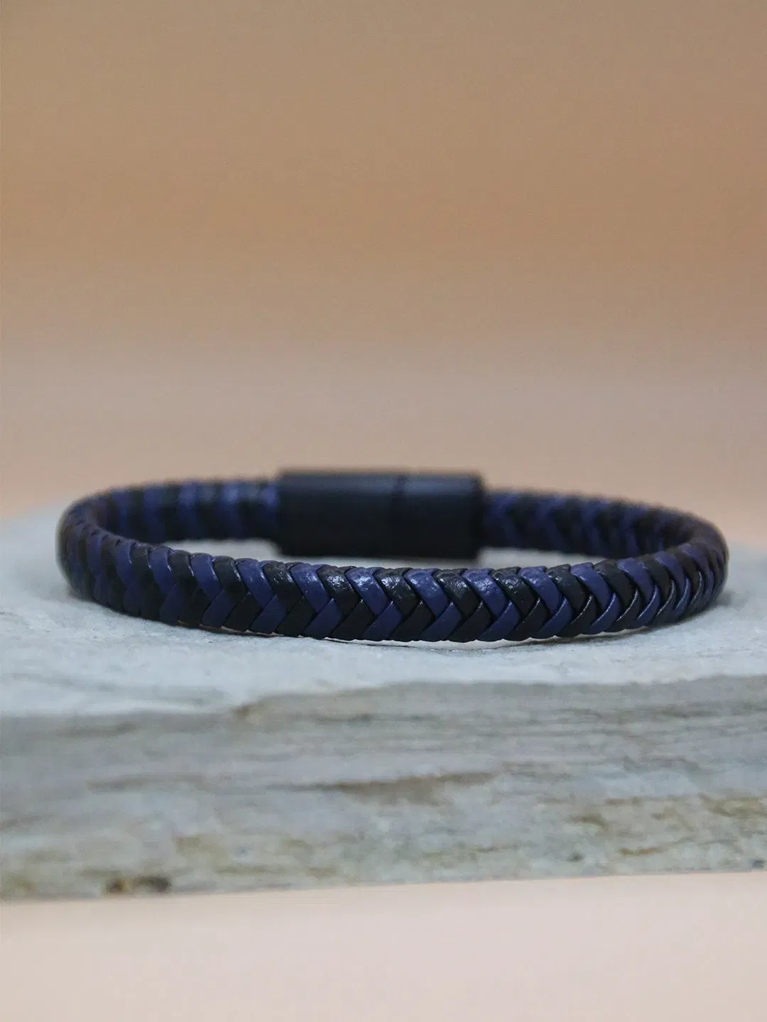 BLUE-BLACK BLEND BRACELET FOR MEN