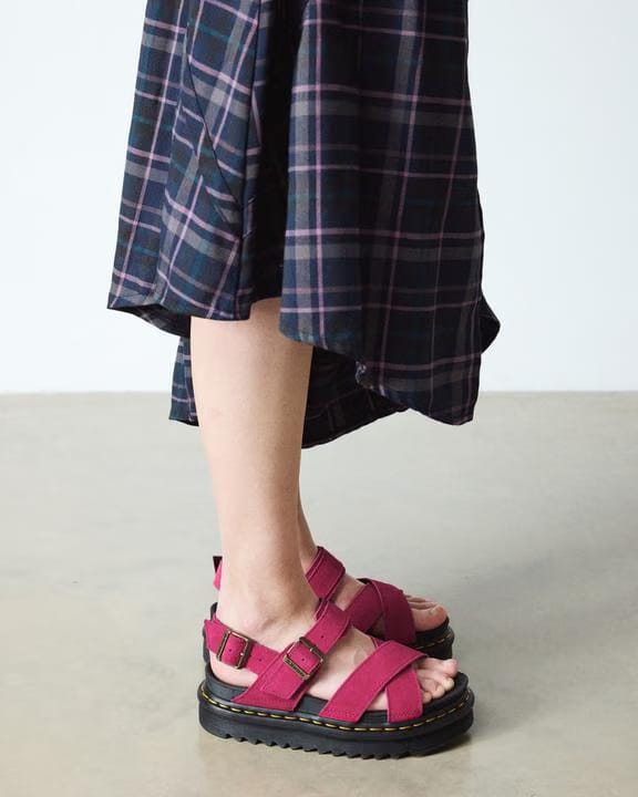 Dr Martens Voss Ii - Greasy Suede