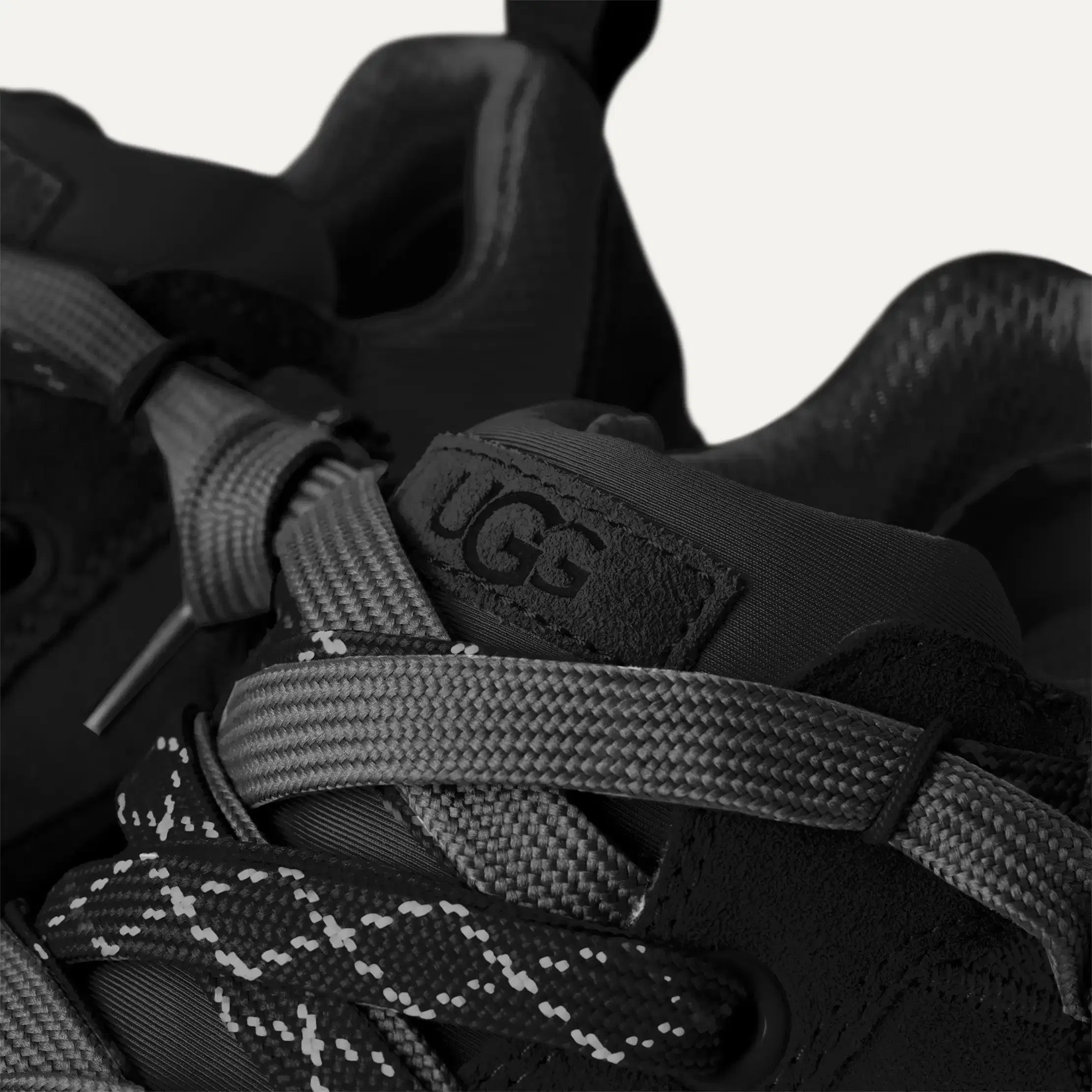 Ugg Lo Lowmel Black