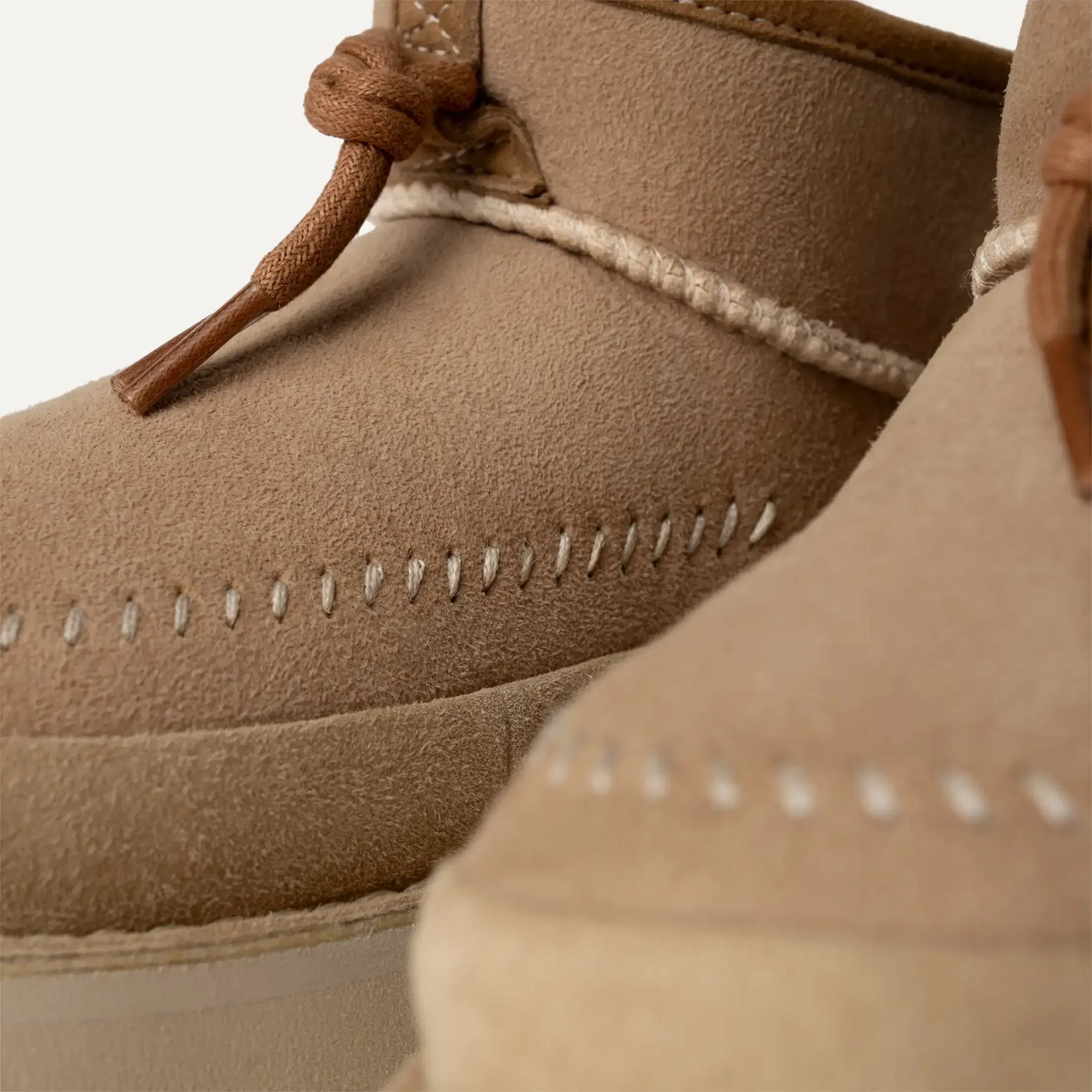 Ugg Ultra Mini Crafted Regenerate Sand