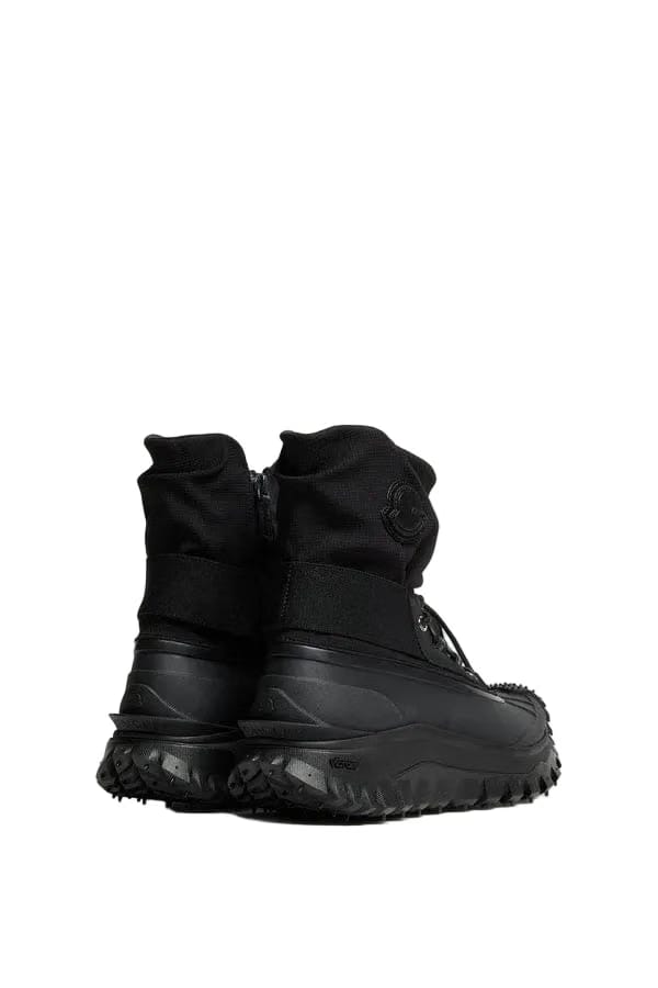 Moncler Moncler x EE72 by Edward Enninful Trailgrip Storm Boots Black