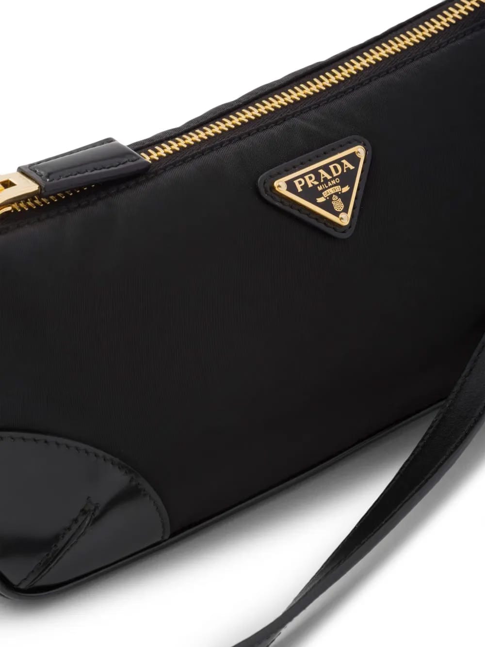 Re-Edition 2002 shoulder bag