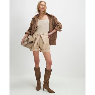Beige Guernsey Belt Detail Short
