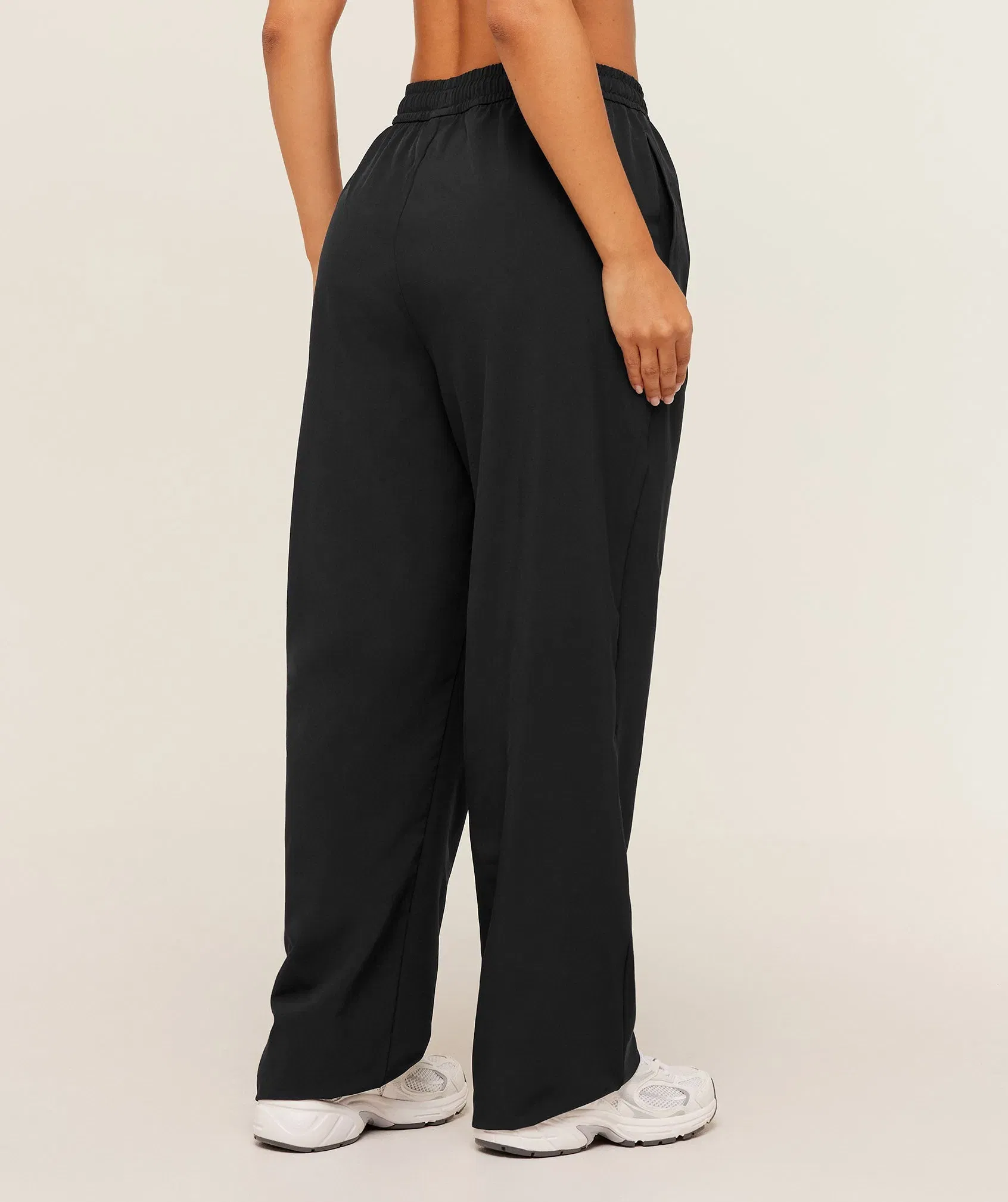 Gymshark Training Everyday Woven Straight Leg Short Pant - GS Black