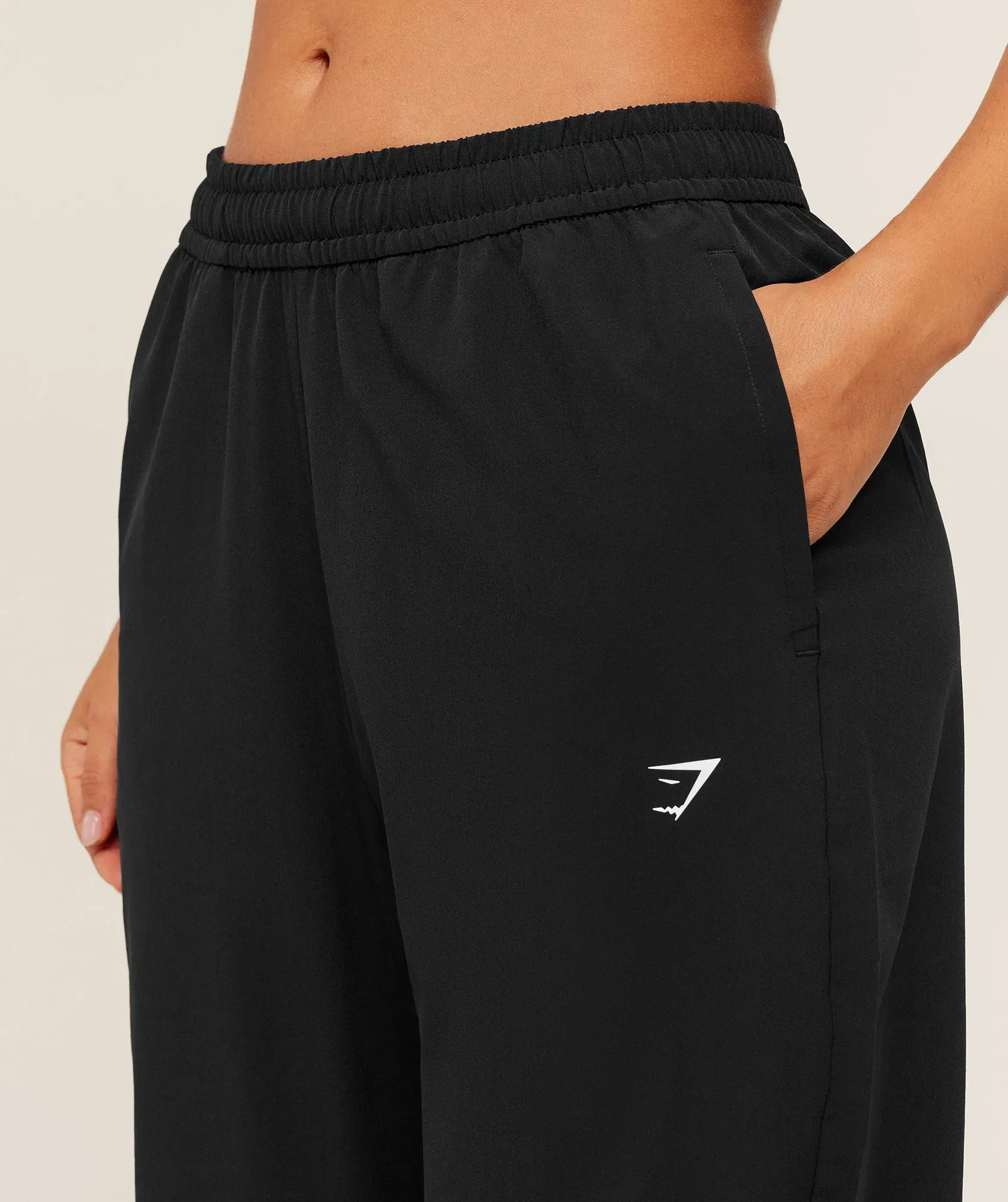 Gymshark Training Everyday Woven Straight Leg Short Pant - GS Black