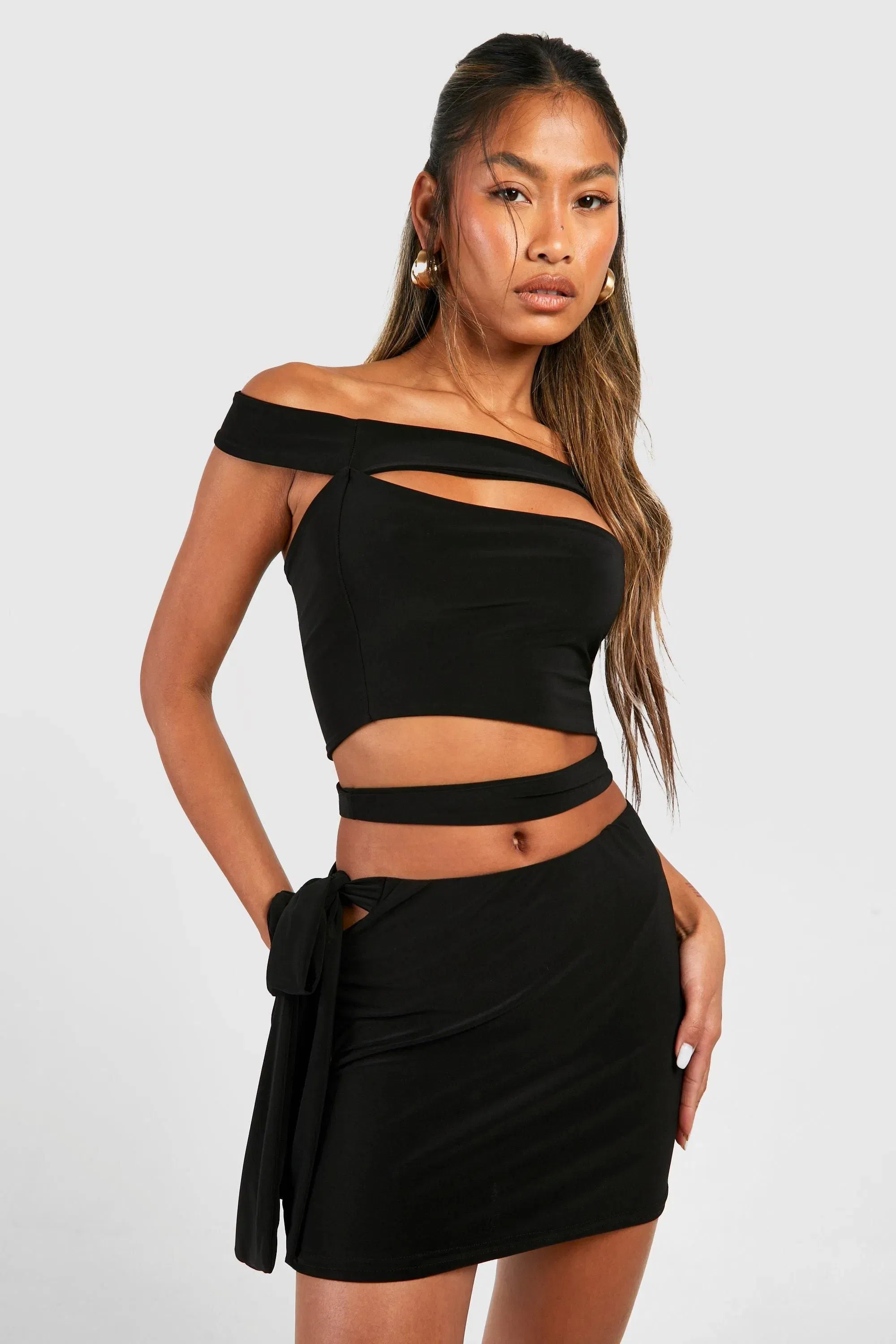 Bow Tie Side Mini Skirt