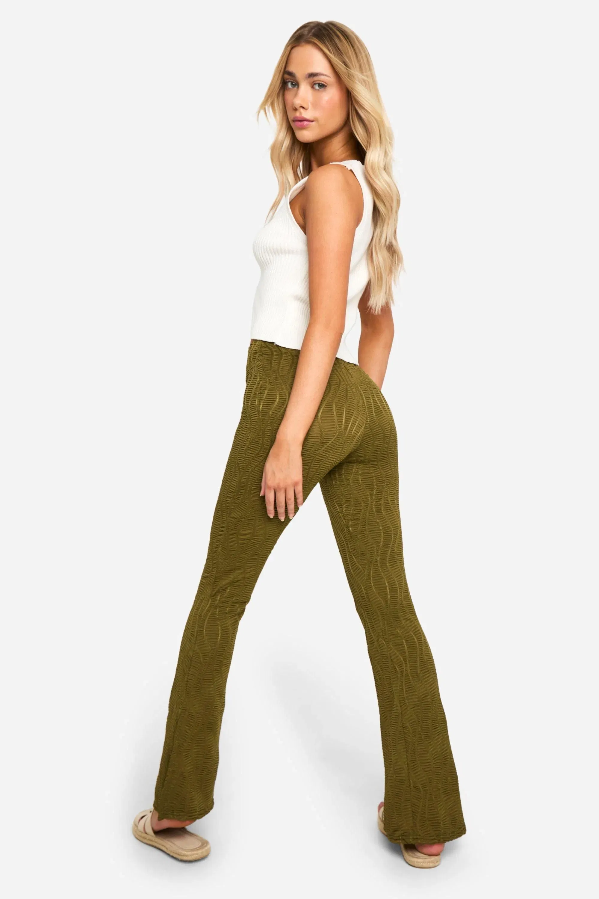 Wave Plisse Flared Trouser