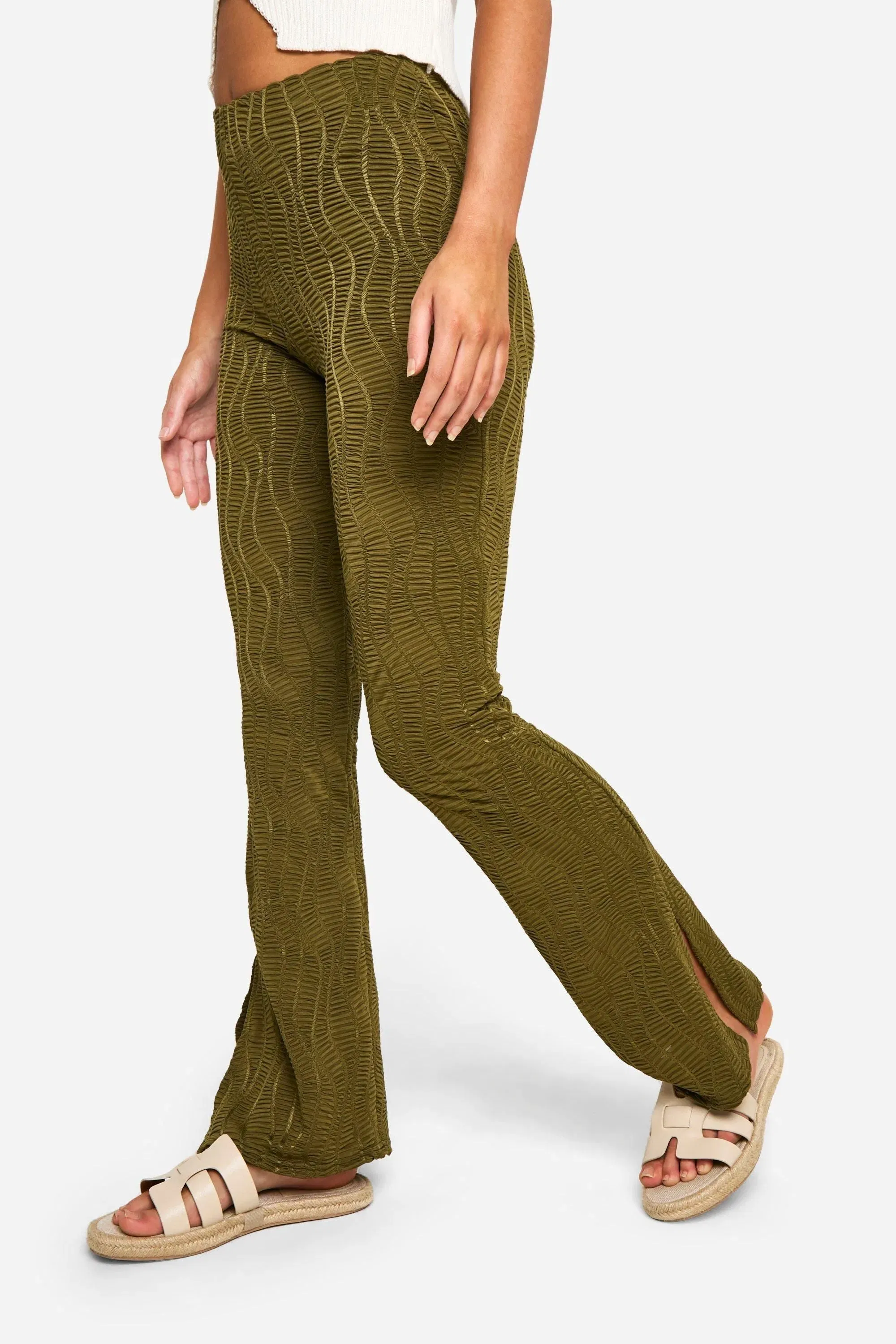Wave Plisse Flared Trouser