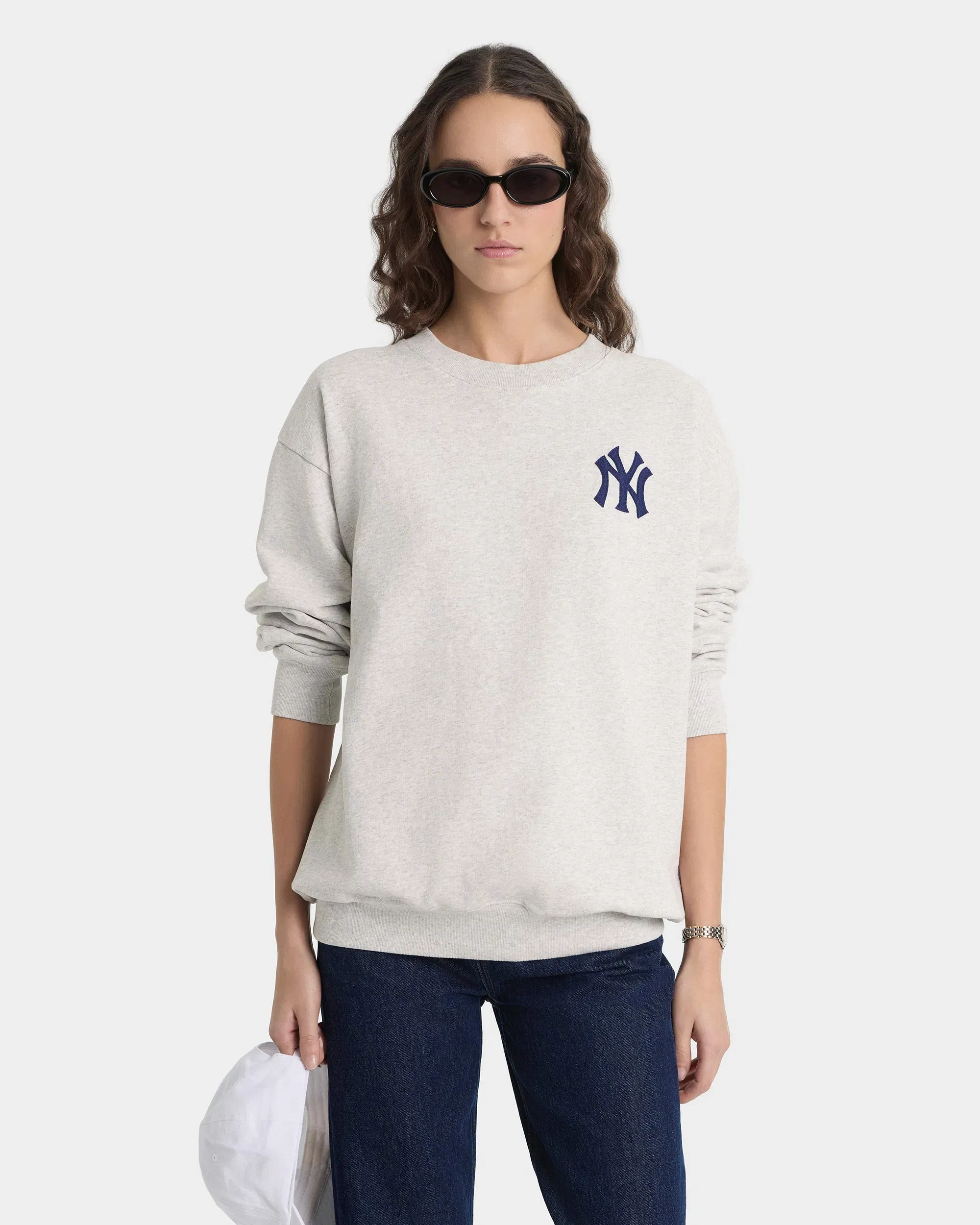 Heritage Yankees Serif Crewneck - Heather Gray/Navy