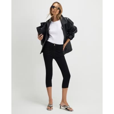 Black Skinny Capri Jeans