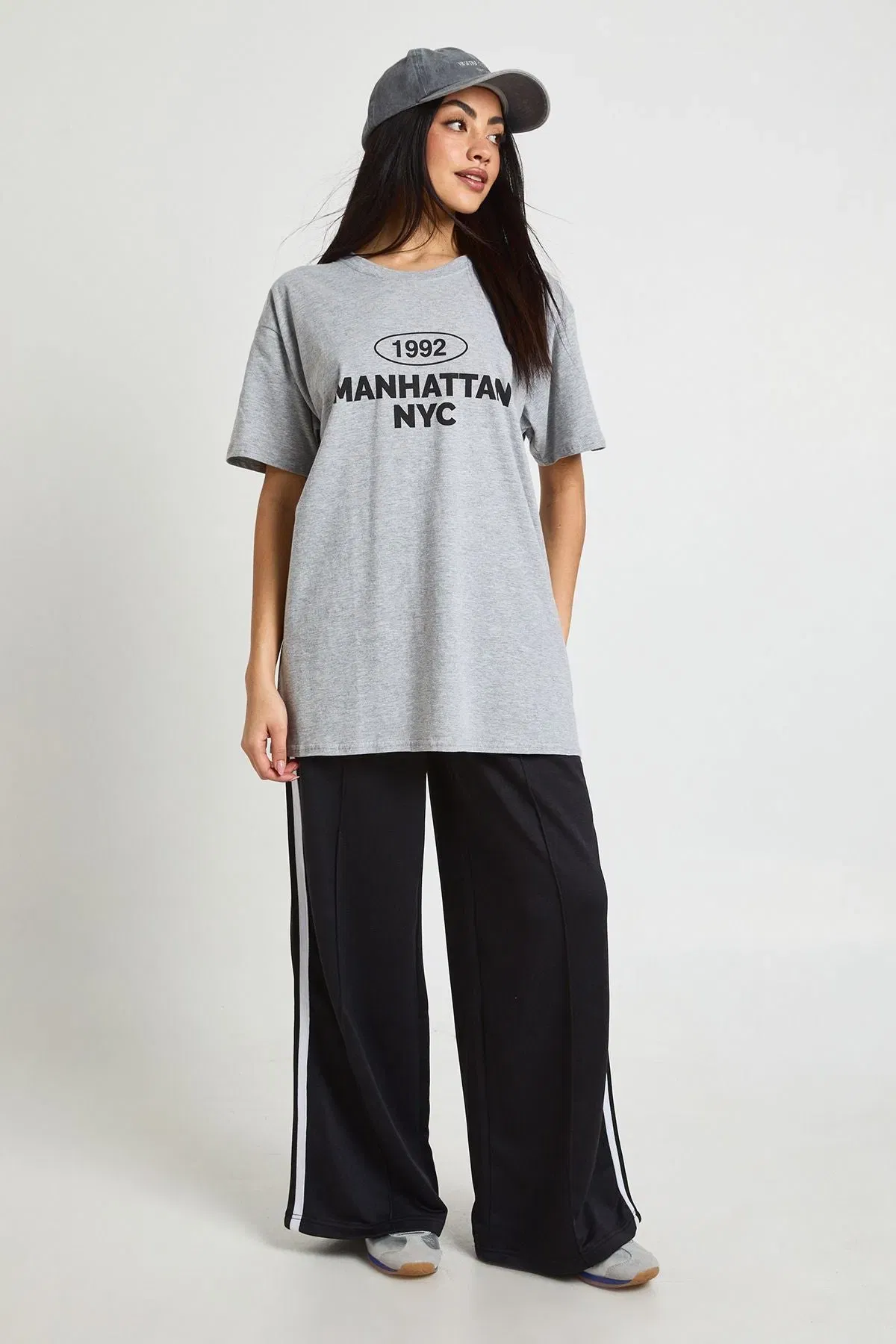 Manhattan Graphic Oversized T-Shirt