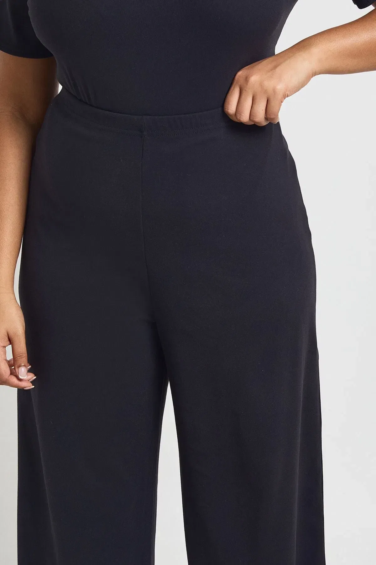 Plus Ultra Soft Wide Leg Trouser