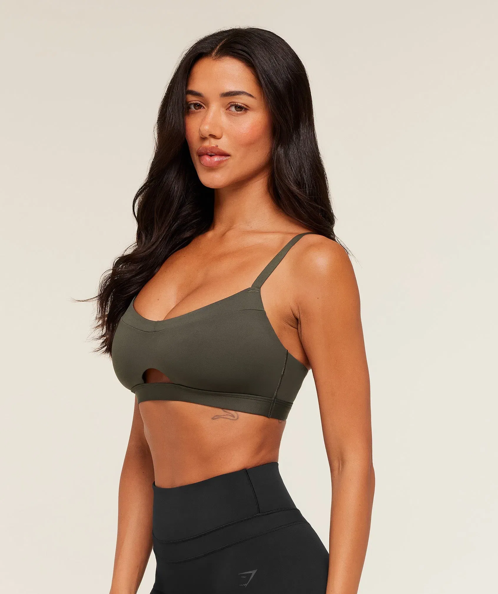 Gymshark Balcony Peekaboo Sports Bra - GS Strength Green