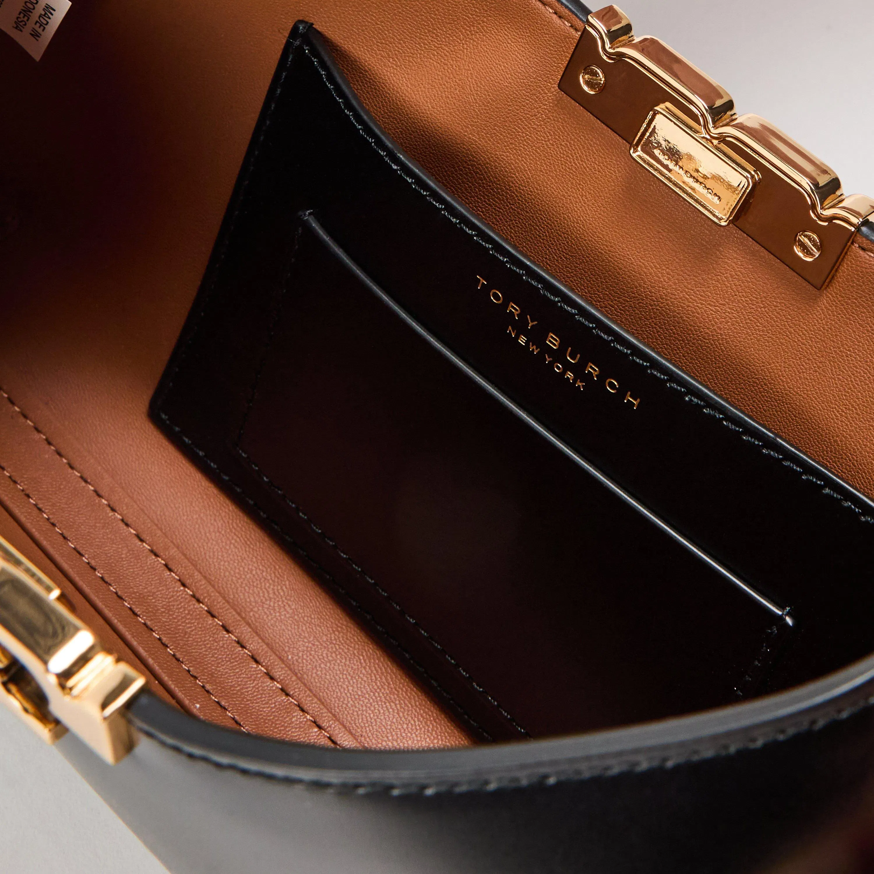 EleasnorShd Shoulder Bag
