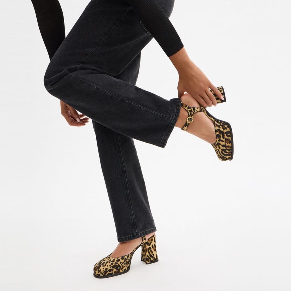 Tea Rose Pump With Leopard Print