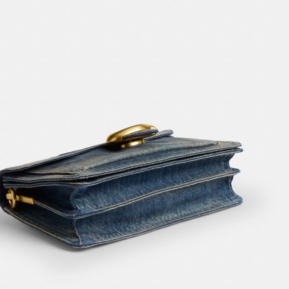 Tabby Shoulder Bag 26 In Regenerative Cotton Denim