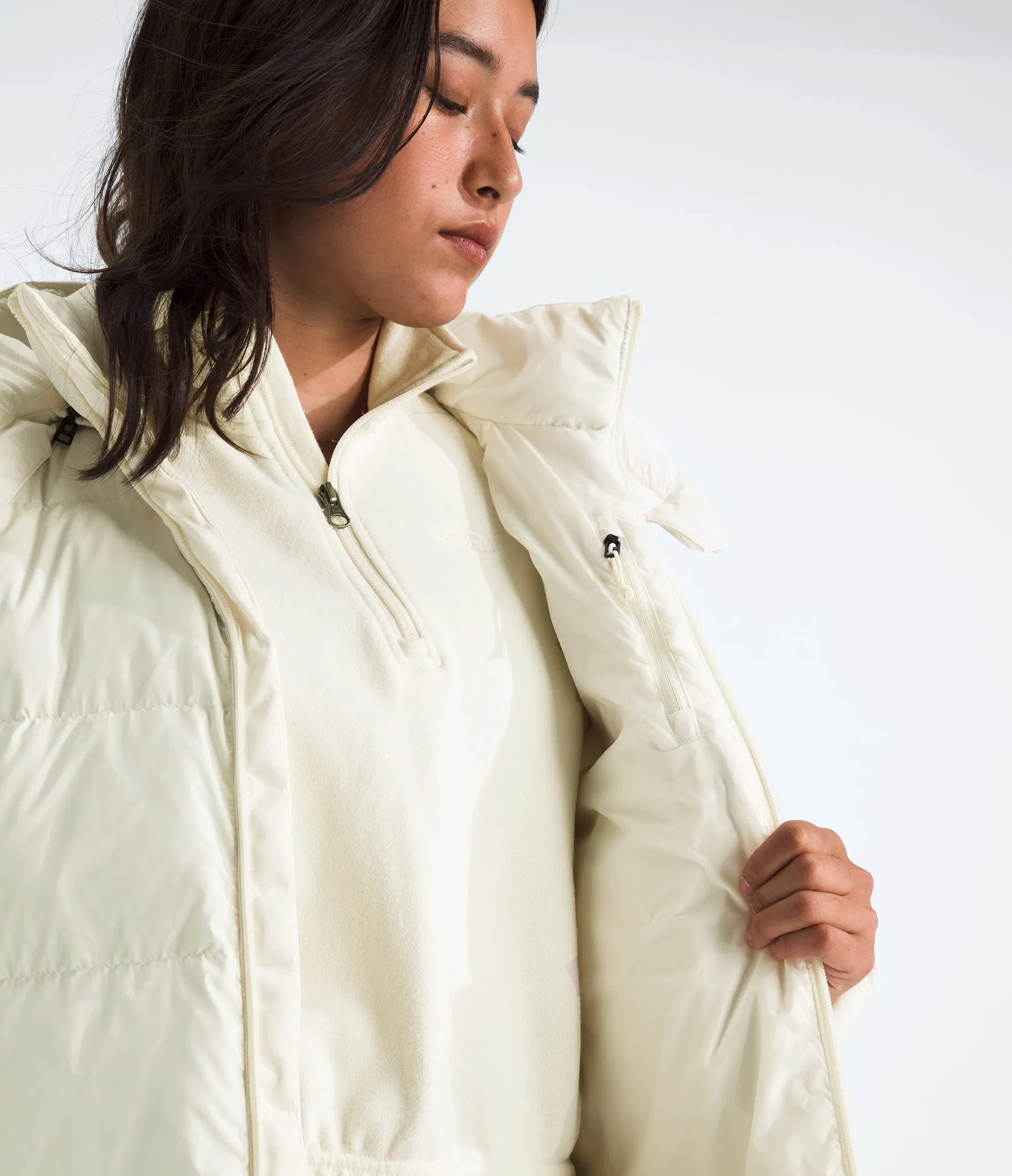 The North Face Women’s Hydrenalite™ City Long Down Hooded Parka White Dune