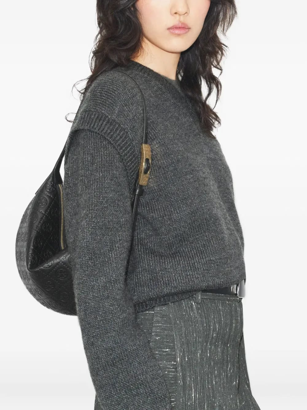 T Monogram balloon small pebble shoulder bag