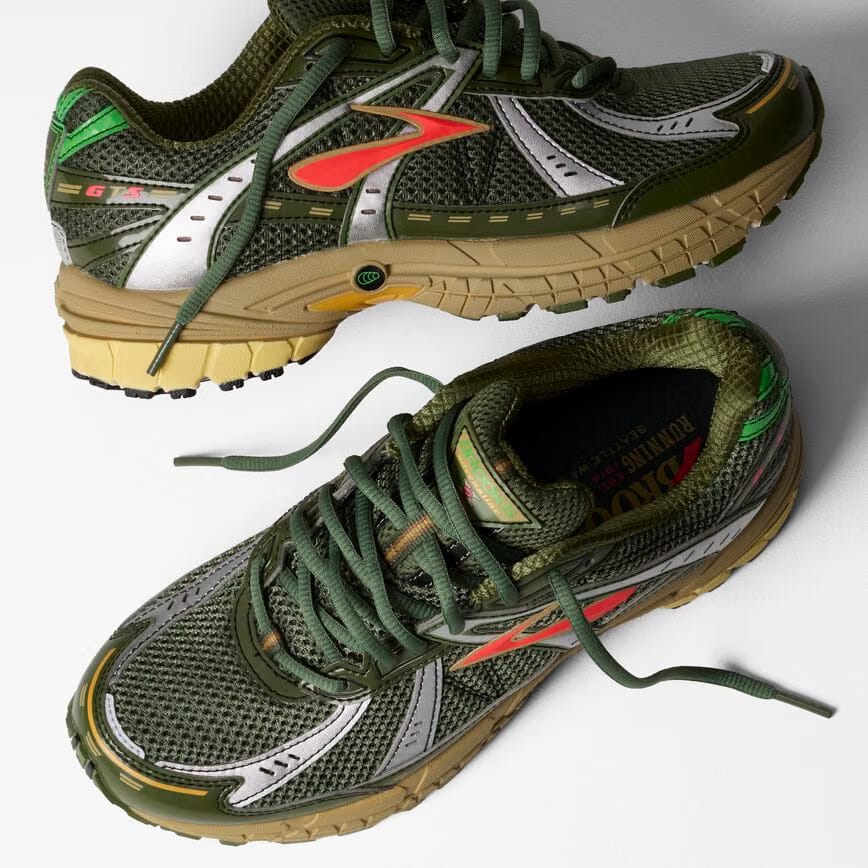 Brooks Adrenaline GTS 10 Bronze Green/Raffia/Coral