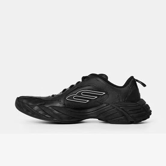 Balenciaga Monday Trainers black