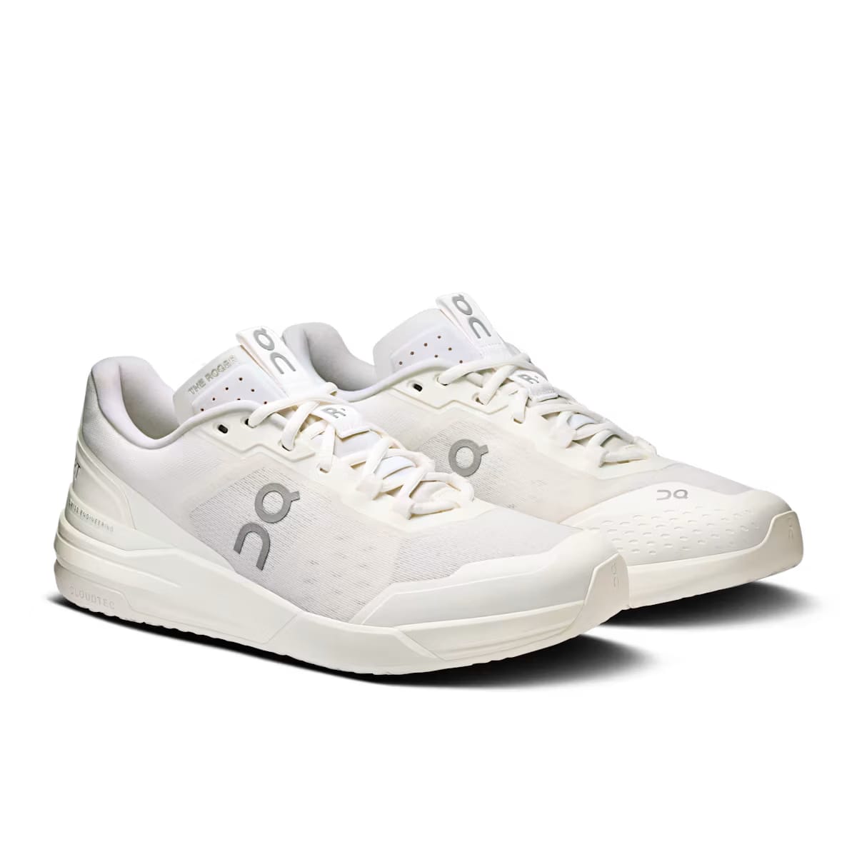 On The Roger Advantage Pro All White