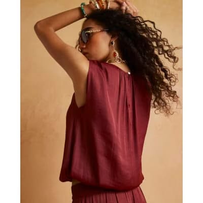 Brown Sleeveless Bubble Hem Top