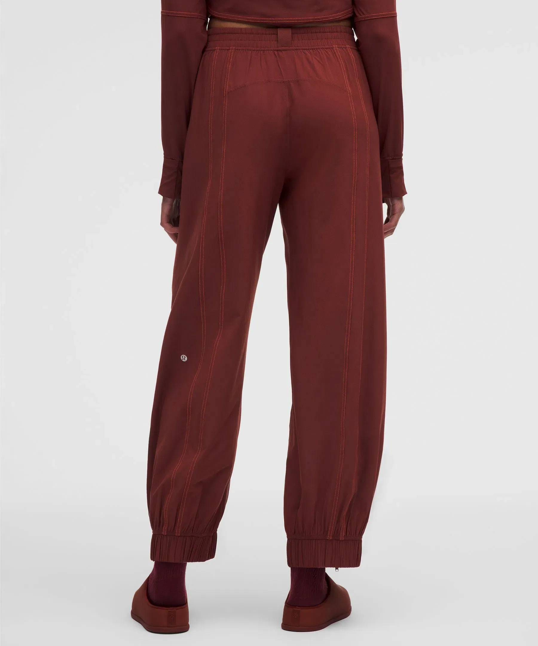 Lululemon Women's Define High-Rise Swift Jogger *Short