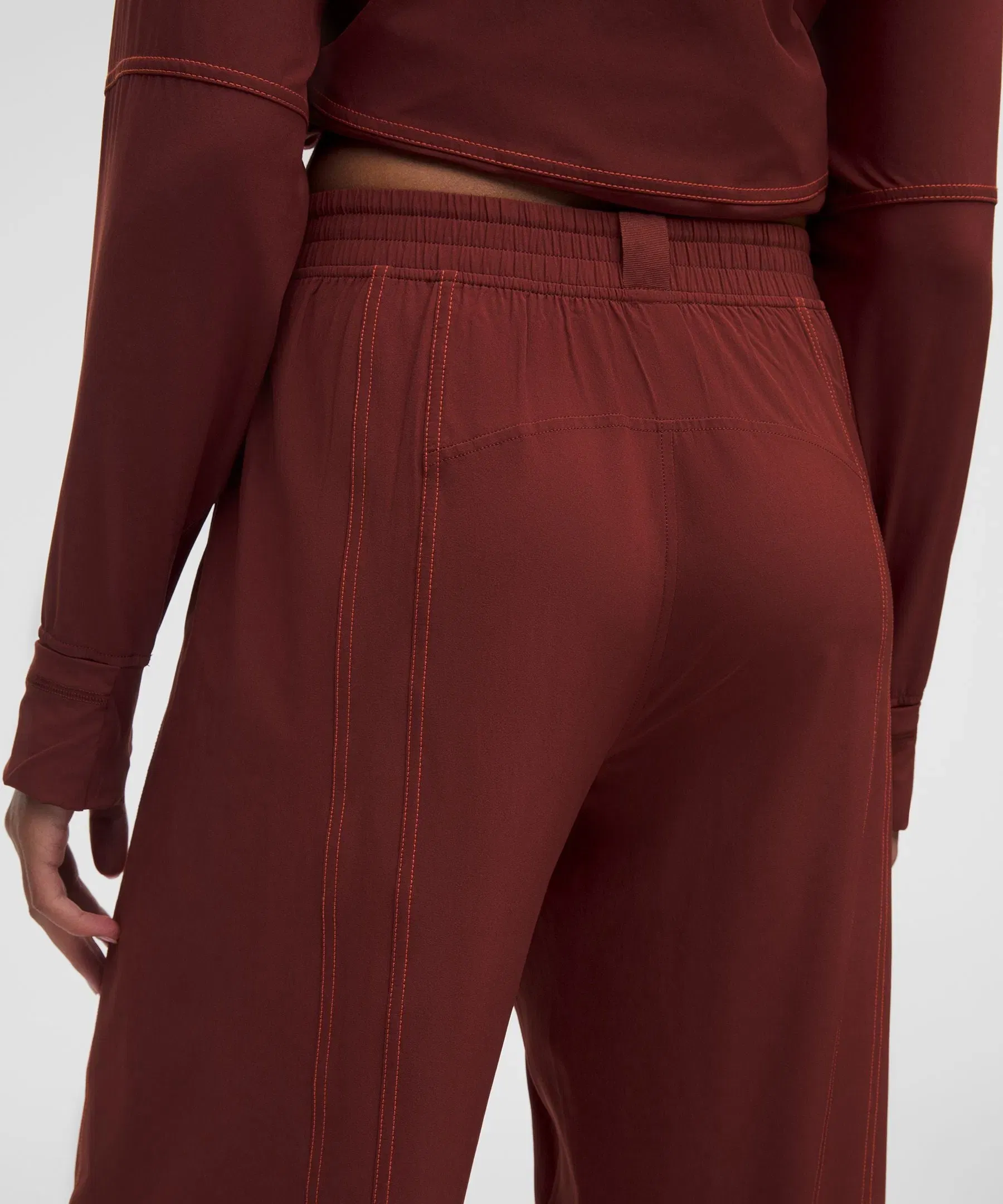 Lululemon Women's Define High-Rise Swift Jogger *Short