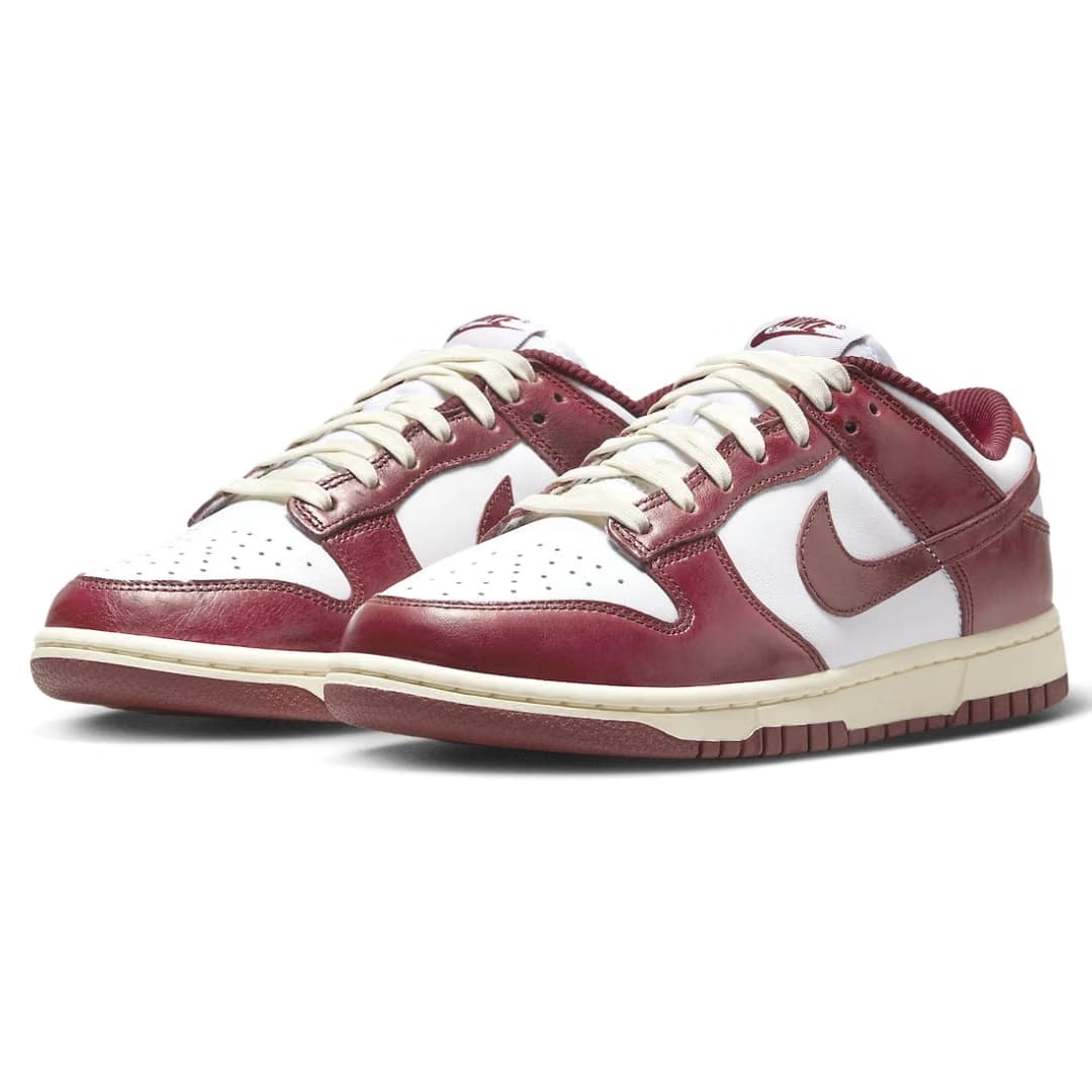 Wmns Nike Dunk Low Vintage Team Red Sale