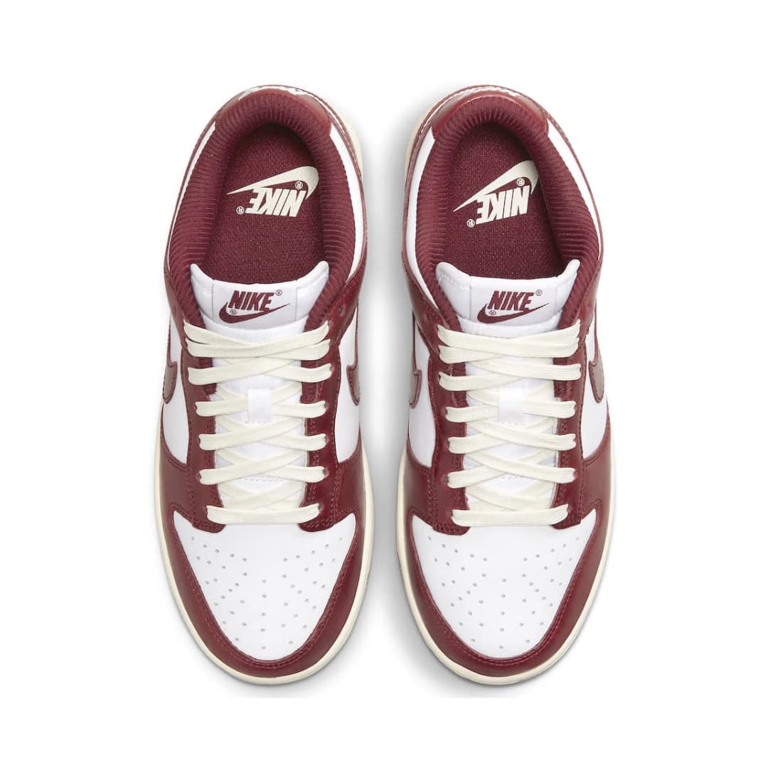 Wmns Nike Dunk Low Vintage Team Red Sale