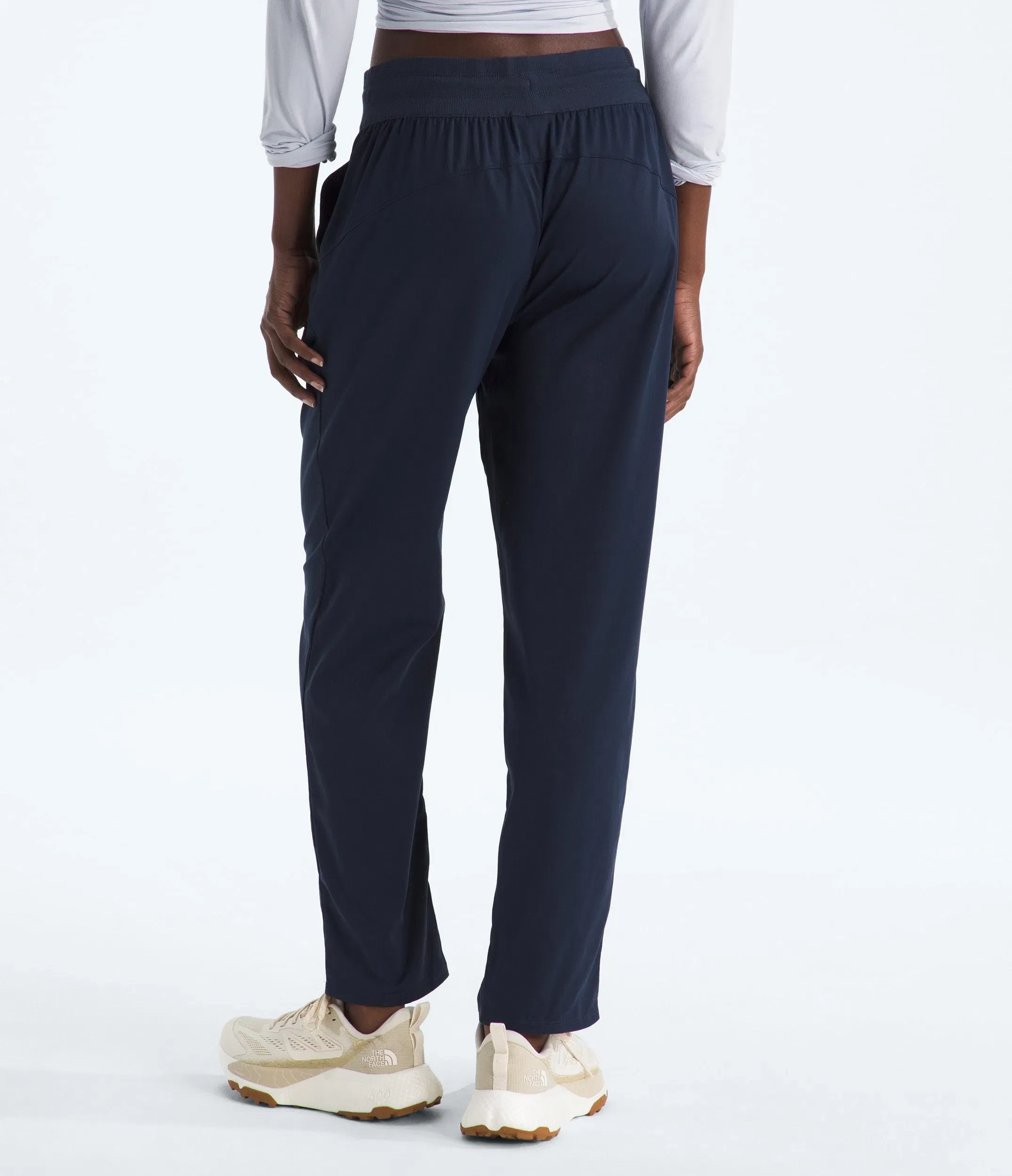 The North Face Women’s Aphrodite Arise Ankle Pants Summit Navy