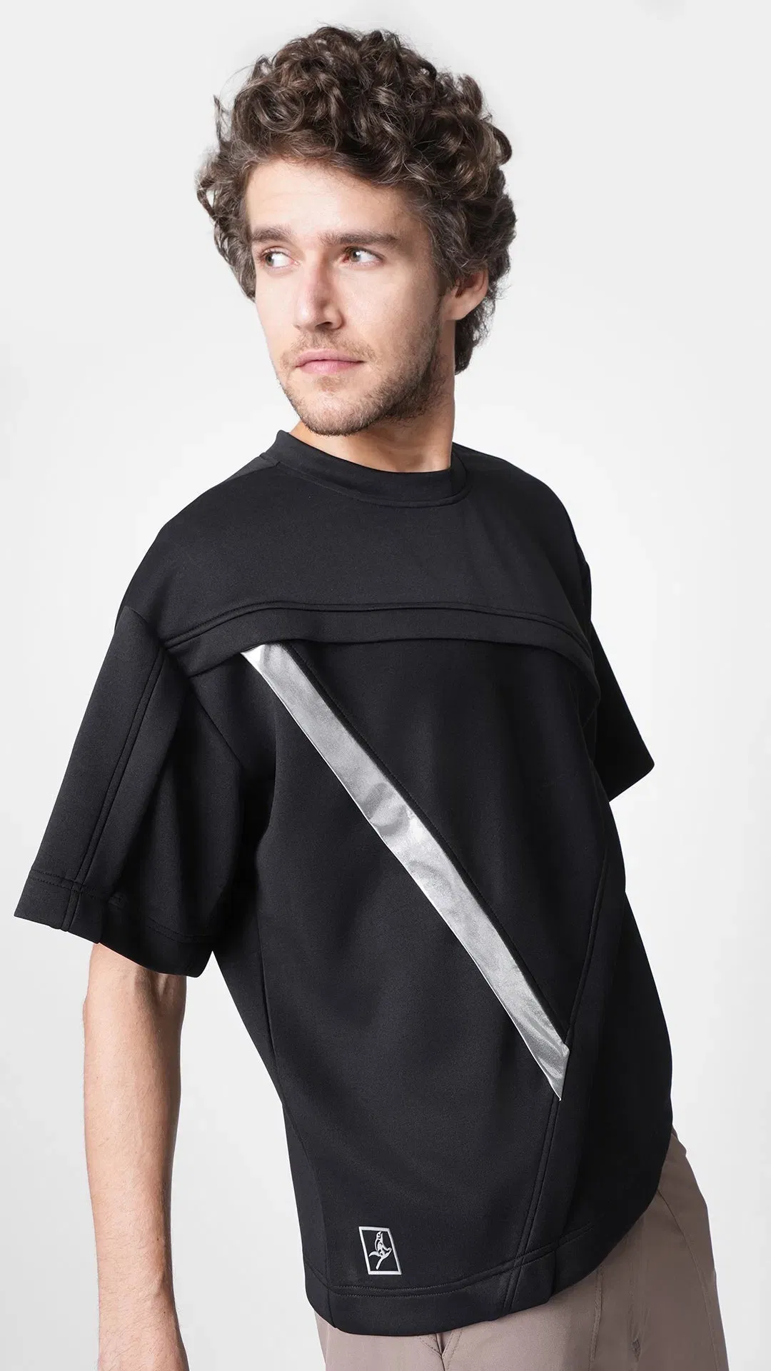 SILVER STRIKE T-Shirt | RESPAWN 2.0