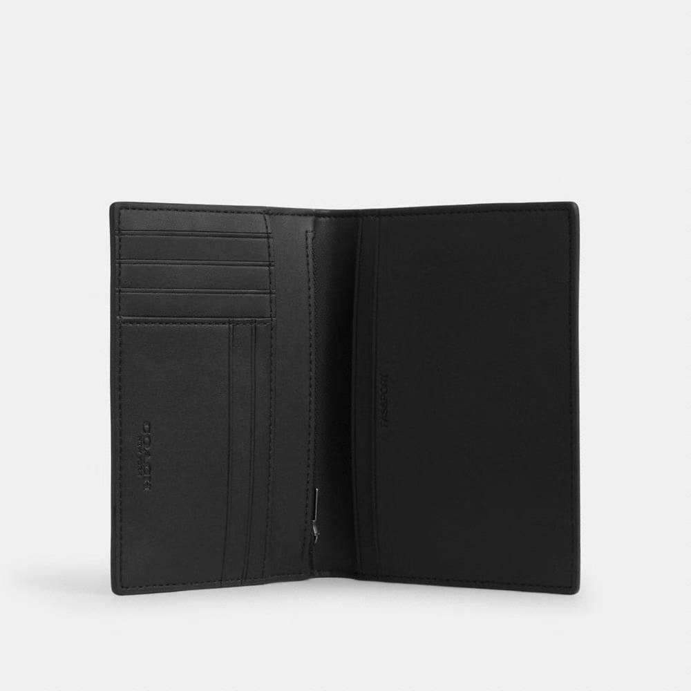 Coach Passport Card Case In Signature Canvas Gunmetal Chalk Black