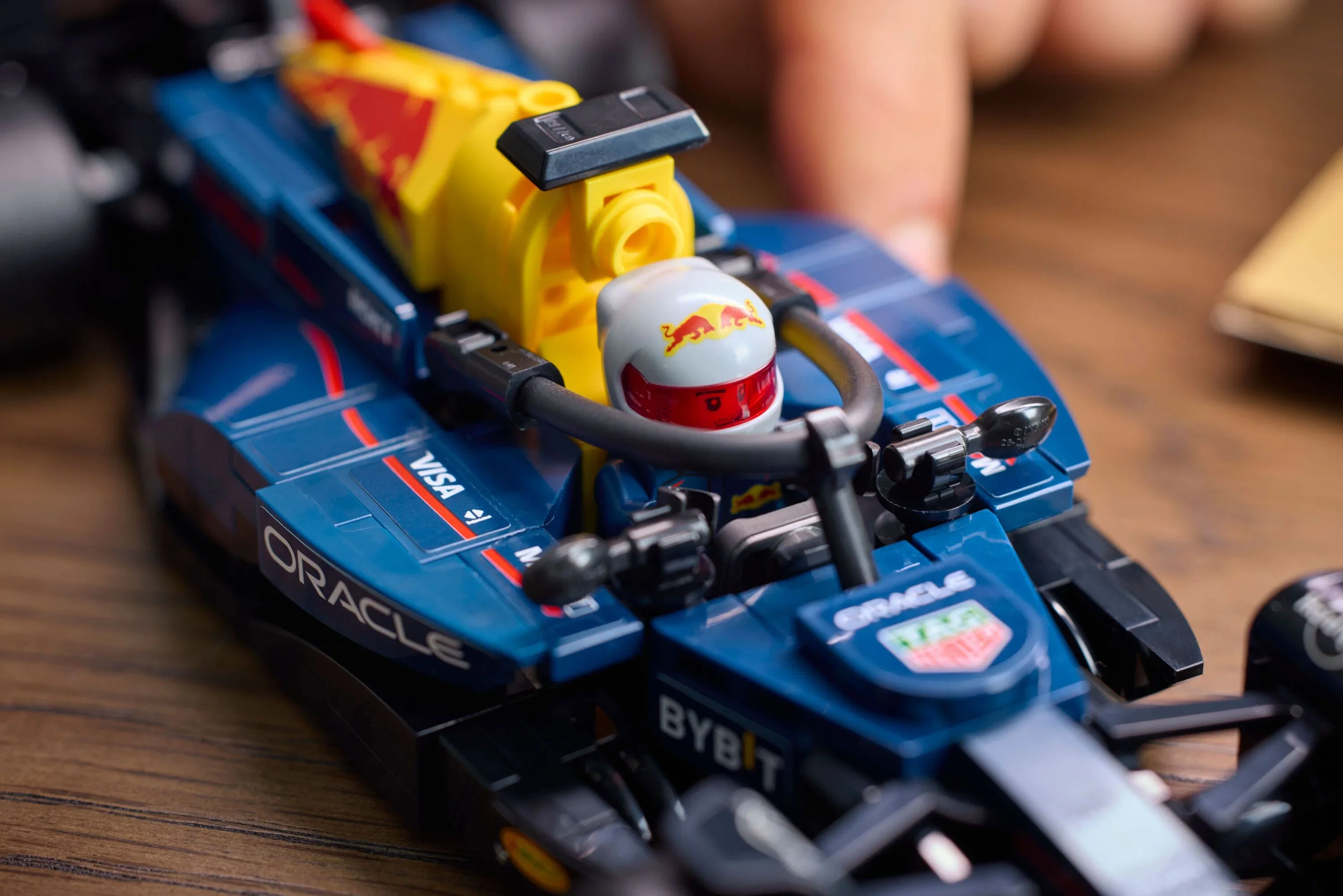 Lego Oracle Red Bull Racing RB20 F1 Race Car