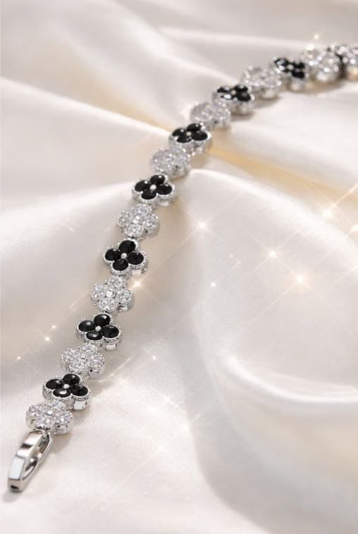Black and White Clover Bracelet