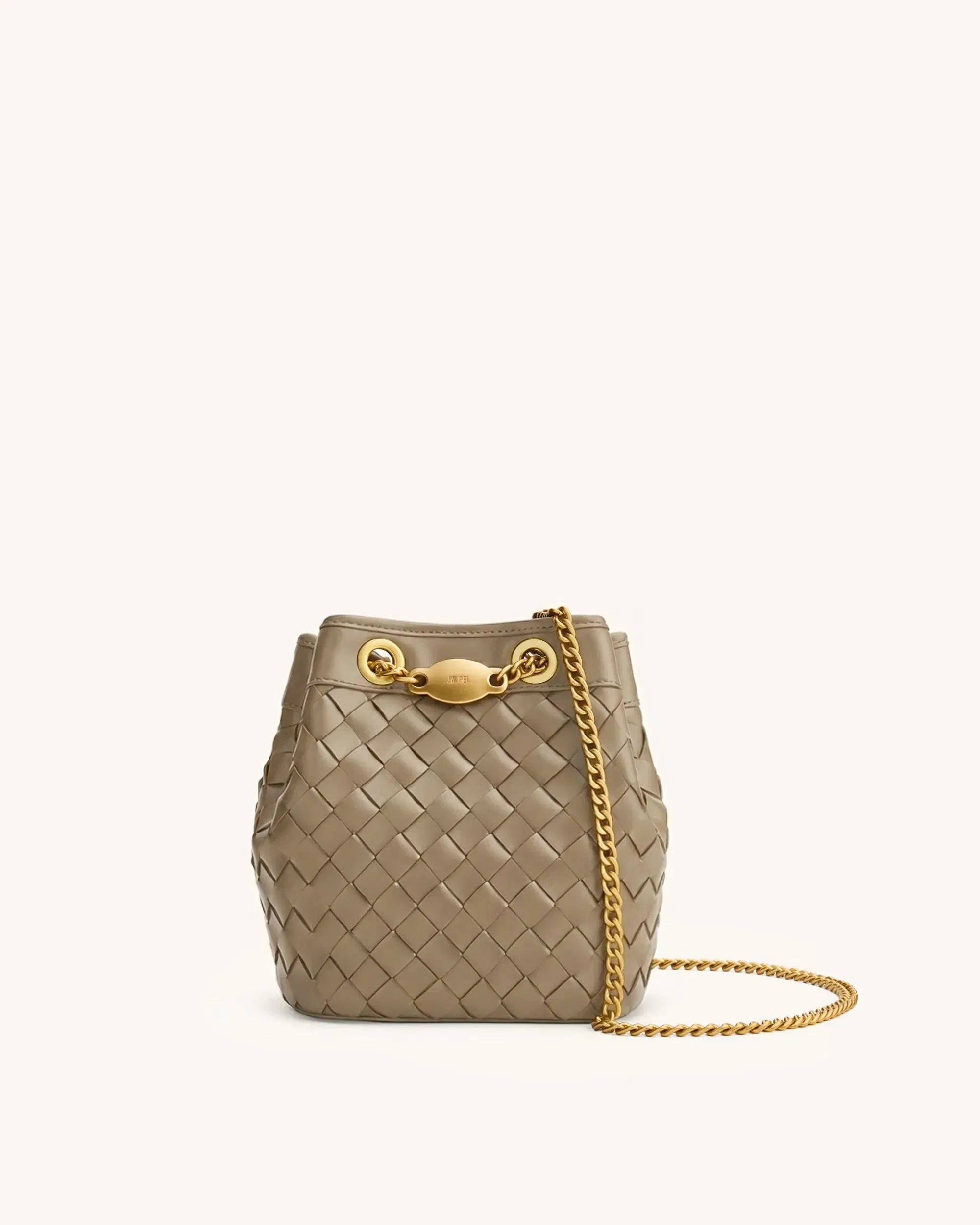 Yara Hand-Woven Bucket Bag - Black