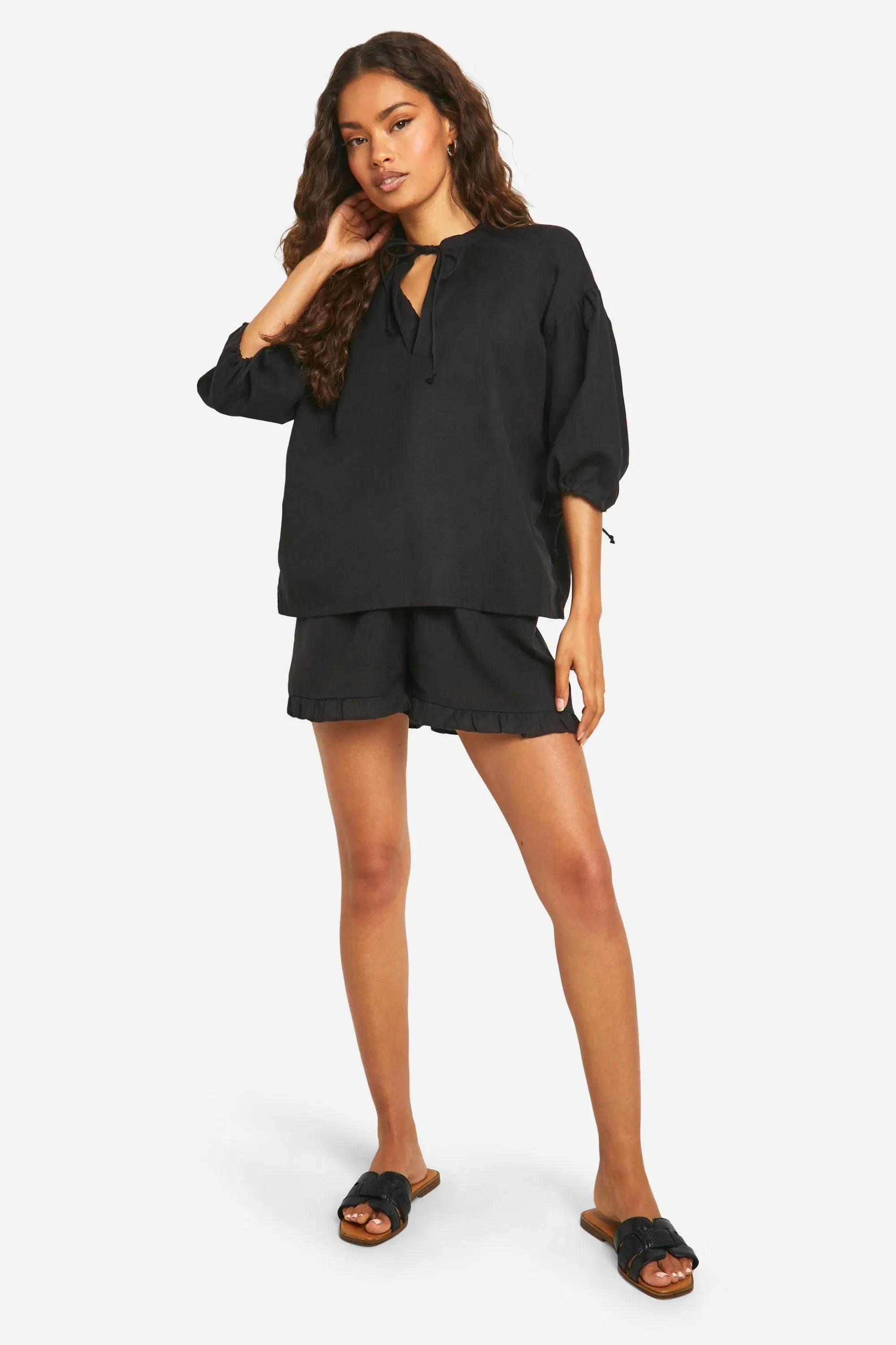 Tie Neck Detail Puff Sleeve Top