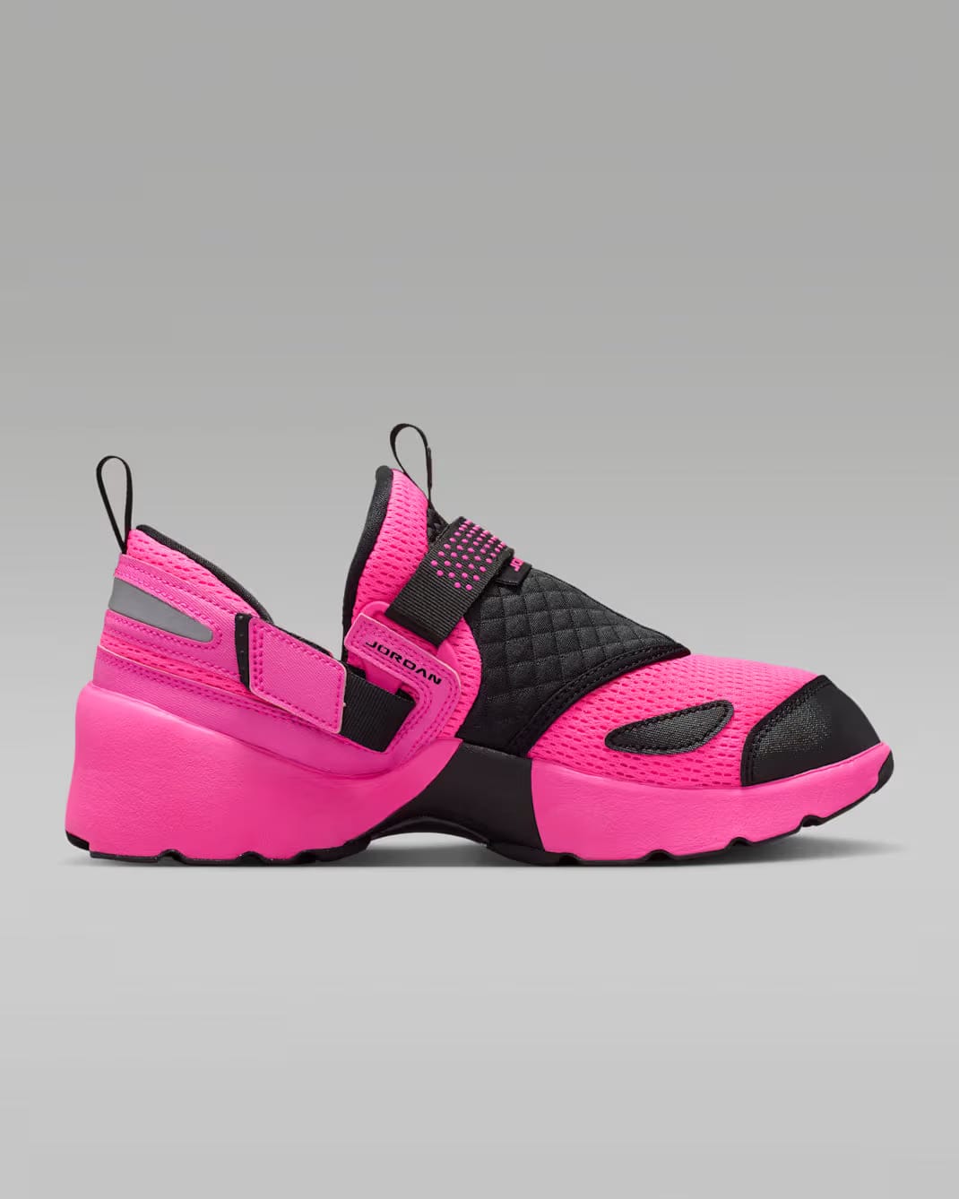 Wmns Air Jordan Trunner LX 'Pink Blast Black'