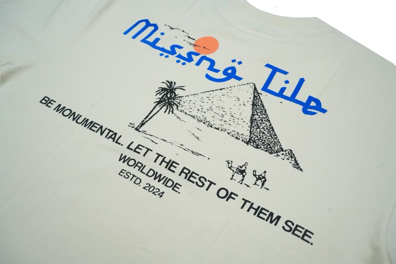 MONUMENTAL T-Shirt - ANITIQUE WHITE