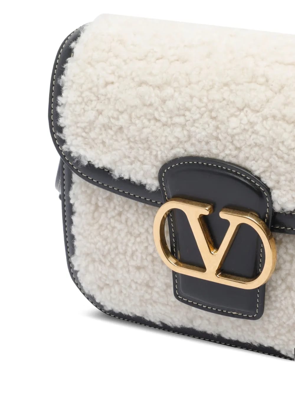 9 to 5 leather shoulder bag