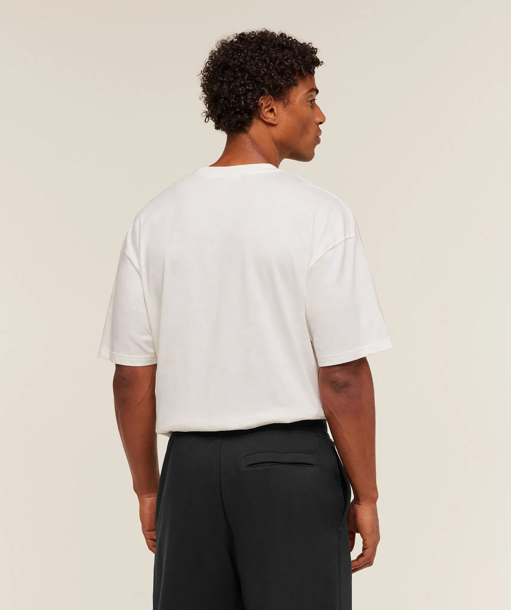 Gymshark Athletic Division Graphic T-Shirt - GS Soft White