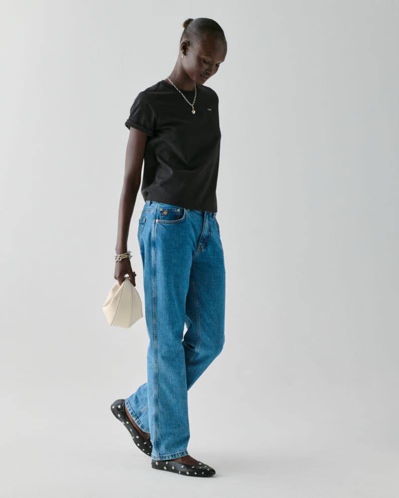 Essential Logo T-Shirt