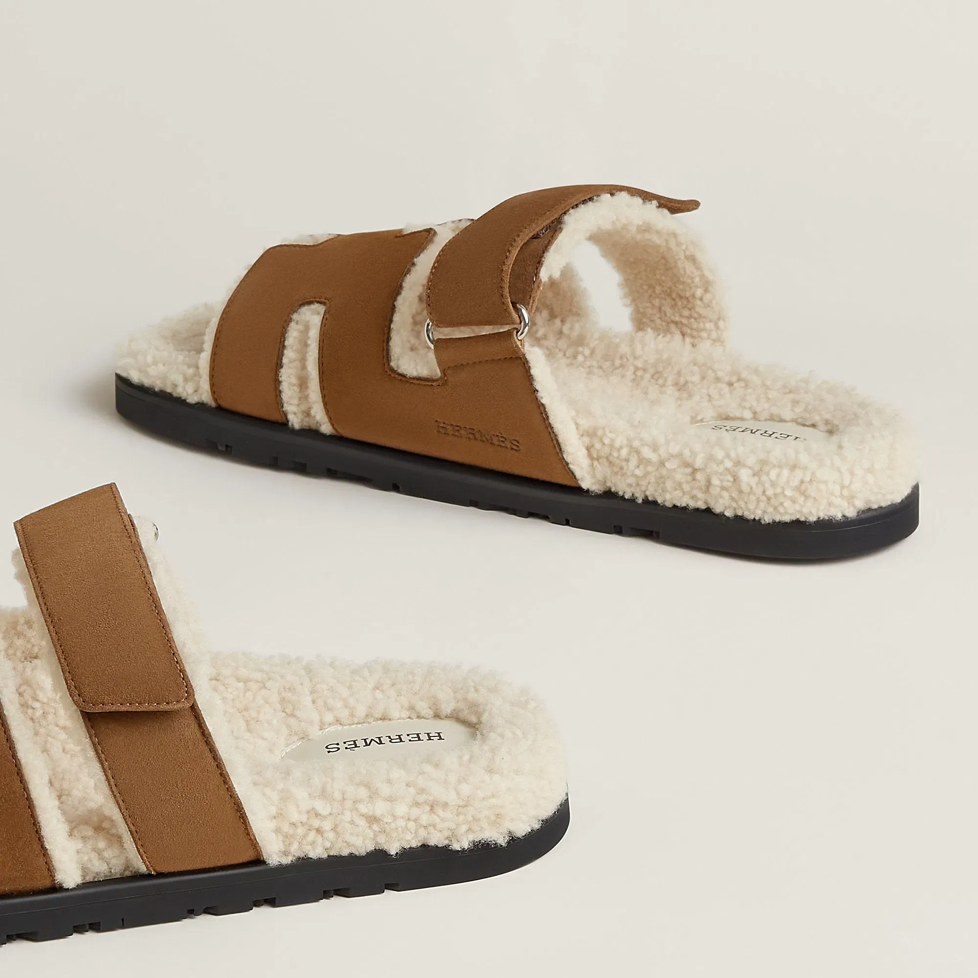 Hermes Chypre Sandal Noir