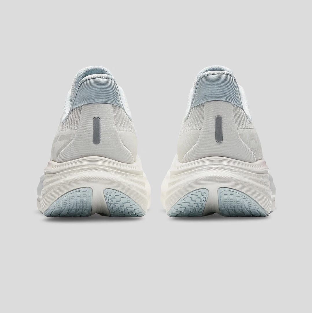 Women's ANTA PG7 3 - White/Blue