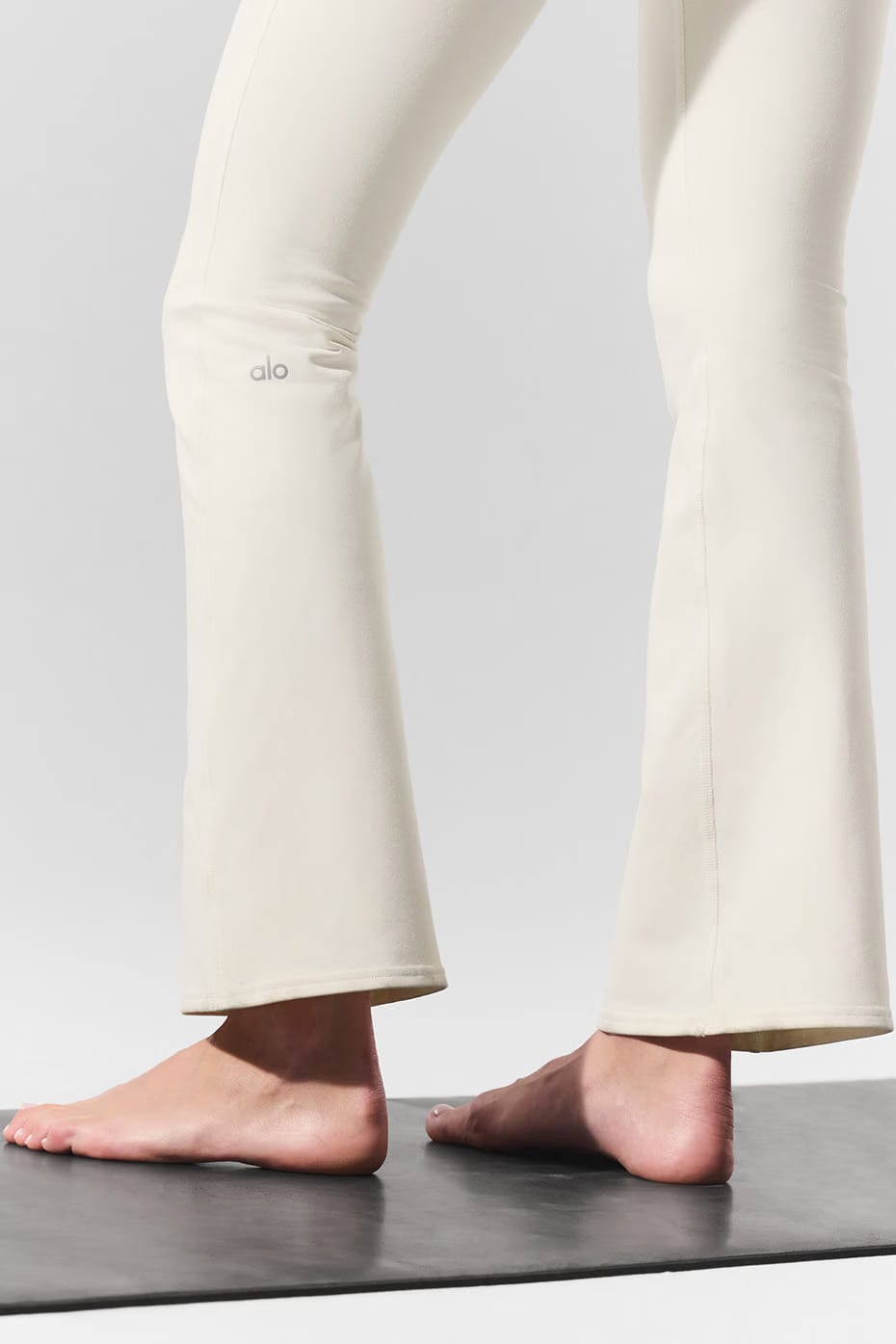 Airbrush High-Waist 7/8 Bootcut Legging
