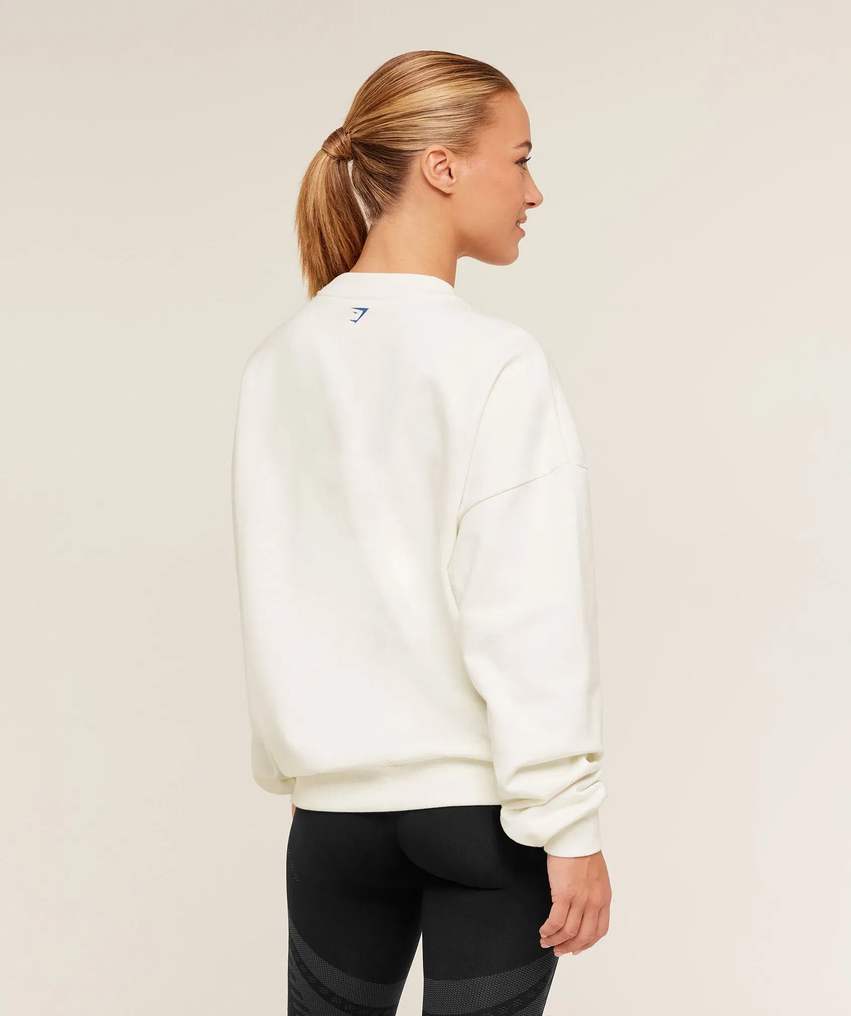 Gymshark Run Club Graphic Sweatshirt - GS Soft White