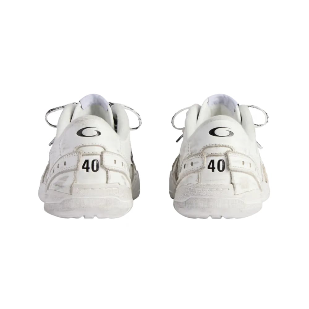 Balenciaga Hamptons Medium Worn-Out Sneaker In White